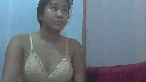 Snapshot of mirana_xxx chatting on March 12, 9:43 pm Im Ping online show from March 12, 9:43 pm