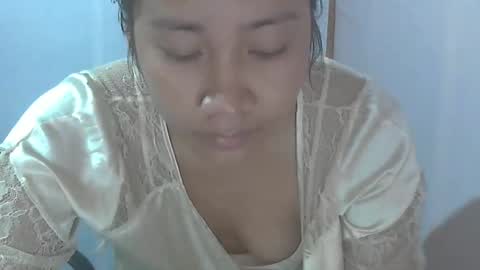Snapshot of mirana_xxx chatting on April 13, 1:22 am Im Ping online show from April 13, 1:22 am