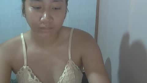 Snapshot of mirana_xxx chatting on April 22, 9:05 pm Im Ping online show from April 22, 9:05 pm