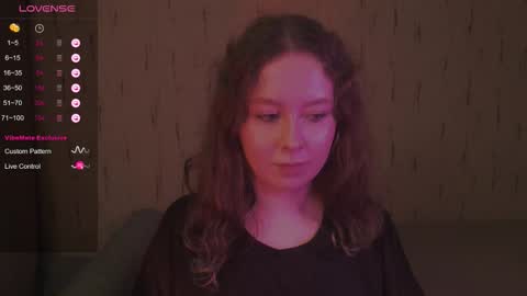 Snapshot of miranadevl chatting on September 18, 9:28 pm Kira online show from September 18, 9:28 pm