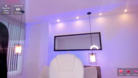 miranda_crawfor online show from May 7, 12:21 pm