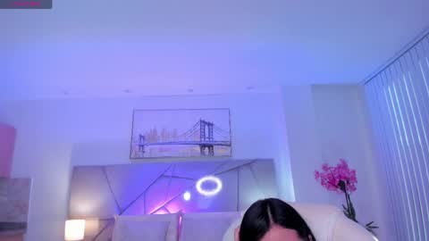 miranda_crawfor online show from May 23, 11:47 am