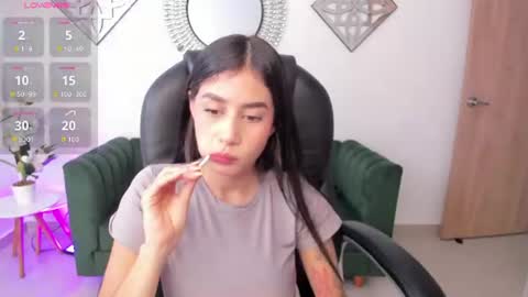 miranda_crawfor online show from July 30, 9:14 pm