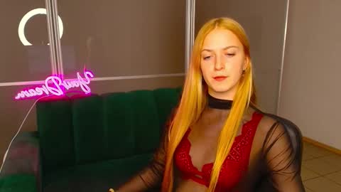 MirandaMayers online show from September 14, 8:08 pm