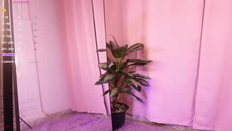 Snapshot of miranditaa chatting on February 17, 8:09 am MIRANDA HERNANDEZ online show from February 17, 8:09 am