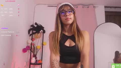 Snapshot of miranditaa chatting on October 30, 4:58 am MIRANDA HERNANDEZ online show from October 30, 4:58 am