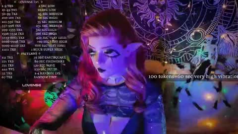 mirareed online show from October 31, 12:55 am