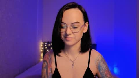 Snapshot of miraskyy chatting on February 25, 2:48 pm MiraSkyy online show from February 25, 2:48 pm