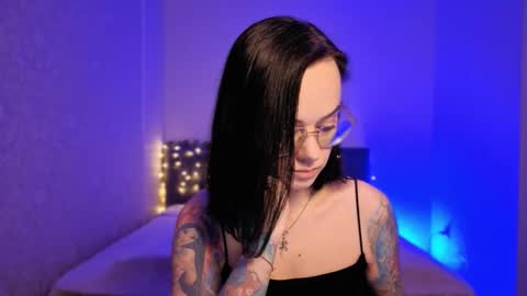 Snapshot of miraskyy chatting on February 27, 4:18 pm MiraSkyy online show from February 27, 4:18 pm