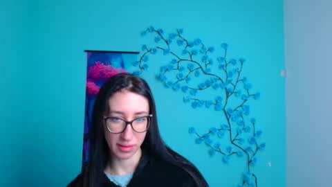 Snapshot of miriam_candyy chatting on November 24, 6:24 am Mariam online show from November 24, 6:24 am