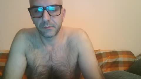 mirko245 online show from October 11, 9:24 pm