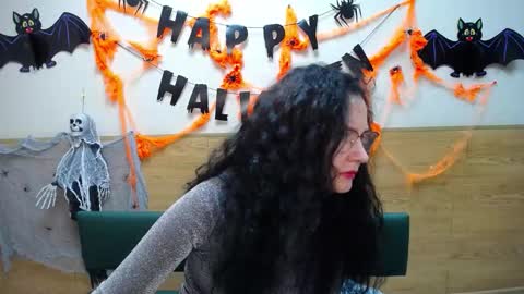 Miroslava Happi online show from November 3, 6:58 am