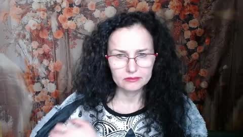 Miroslava Happi online show from April 9, 6:02 am