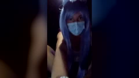 Snapshot of mirror_doll chatting on August 3, 6:01 am mirror_doll online show from August 3, 6:01 am