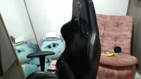 Snapshot of mis_iyasha chatting on October 11, 1:38 am IYASHA online show from October 11, 1:38 am