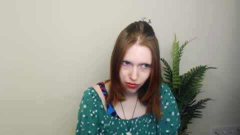 Snapshot of misaki_chan_ chatting on April 4, 9:45 pm misaki_chan_ online show from April 4, 9:45 pm