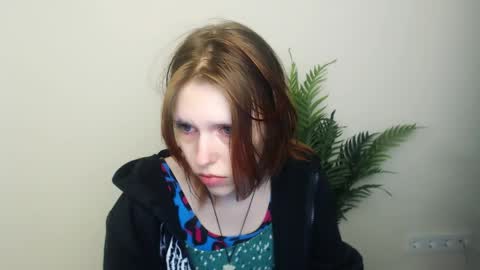 Snapshot of misaki_chan_ chatting on April 5, 9:34 pm misaki_chan_ online show from April 5, 9:34 pm