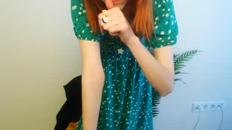 Snapshot of misaki_chan_ chatting on April 6, 4:46 am misaki_chan_ online show from April 6, 4:46 am