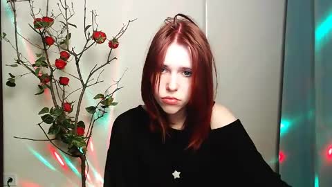Snapshot of misaki_chan_ chatting on April 23, 9:17 pm misaki_chan_ online show from April 23, 9:17 pm