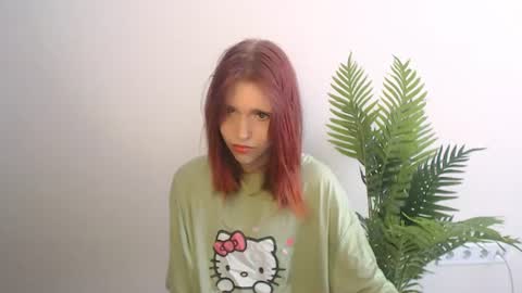 Snapshot of misaki_chan_ chatting on June 12, 10:14 am misaki_chan_ online show from June 12, 10:14 am