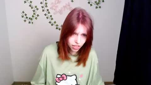 Snapshot of misaki_chan_ chatting on June 14, 6:37 am misaki_chan_ online show from June 14, 6:37 am