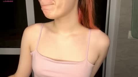 Molly online show from January 8, 4:20 pm