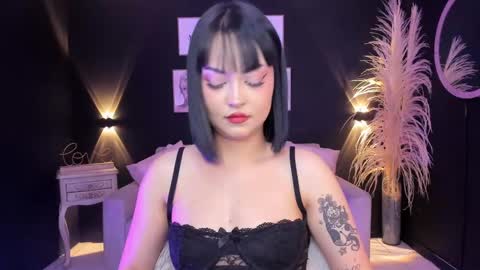 Snapshot of mishanabi_ chatting on October 16, 7:48 pm Misha online show from October 16, 7:48 pm