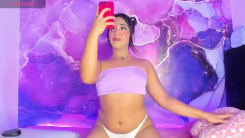 mishelbubble01 online show from December 4, 12:25 pm
