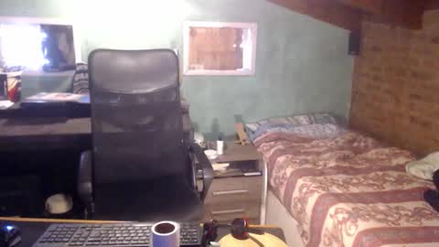 Snapshot of mishiman92 chatting on December 1, 5:51 pm Mishiman online show from December 1, 5:51 pm