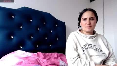 Nicol online show from April 7, 1:11 pm