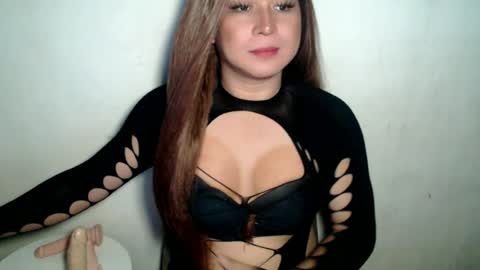miss_4cuck_ online show from June 13, 7:39 am
