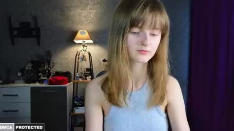 Alisa NONNUDE online show from June 21, 5:48 pm