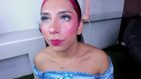Allison online show from August 6, 10:39 am