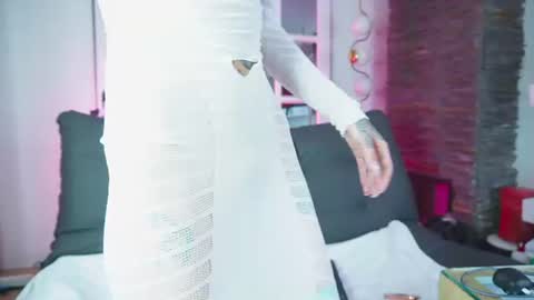 miss___angel online show from June 18, 11:03 am
