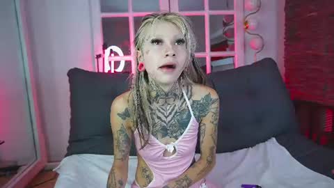 miss___angel online show from July 9, 11:03 am