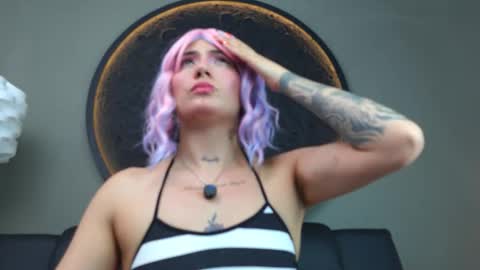 Charlotte online show from October 10, 7:24 pm