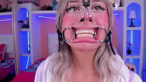 Megan online show from February 2, 2:16 pm