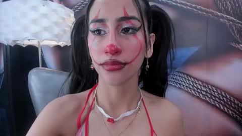 Taylor online show from October 29, 2:36 am