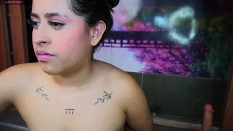 Anya online show from December 5, 2:11 pm