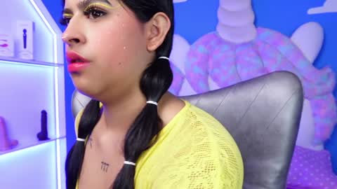 Anya online show from January 29, 10:58 am