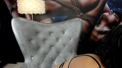 Snapshot of miss__martina chatting on December 24, 2:43 am Martina online show from December 24, 2:43 am