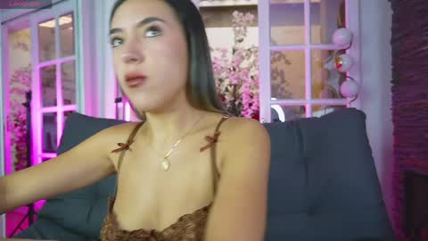 Zoe online show from April 30, 8:57 pm
