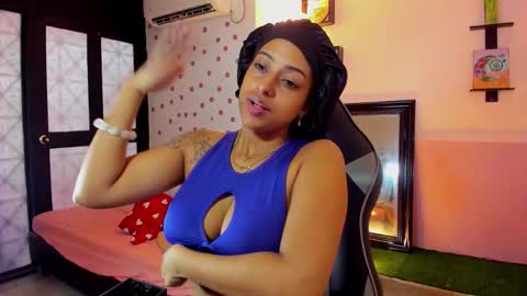 Snapshot of miss_akemi chatting on October 2, 1:29 pm Akemi 3 online show from October 2, 1:29 pm