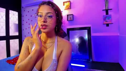 Snapshot of miss_akemi chatting on October 11, 2:04 pm Akemi 3 online show from October 11, 2:04 pm