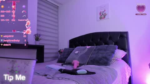 Snapshot of miss_amarantha1 chatting on January 22, 6:20 am A M A R A N T H A online show from January 22, 6:20 am