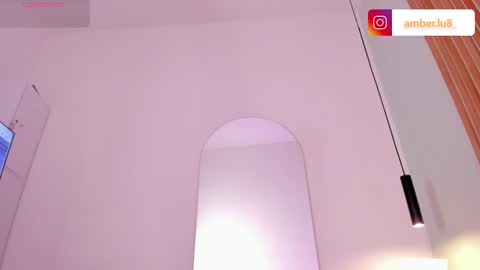 Amber  online show from March 9, 5:11 am