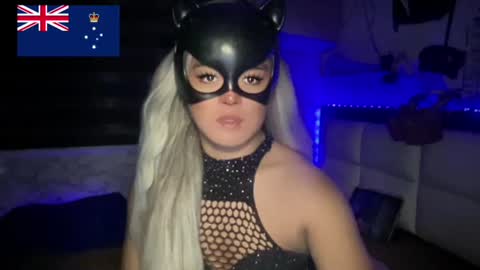 Call me  Miss Antonette  online show from June 26, 3:33 am