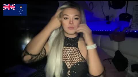 Call me  Miss Antonette  online show from July 20, 12:14 am