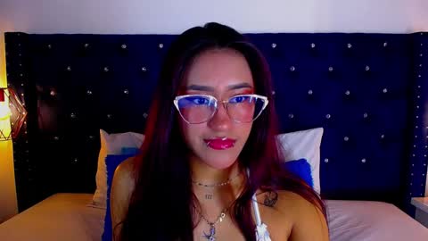 Snapshot of miss_ariss chatting on March 9, 4:27 am miss_ariss online show from March 9, 4:27 am