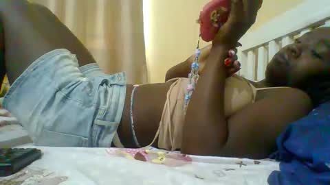 miss_atitude online show from September 17, 5:53 am